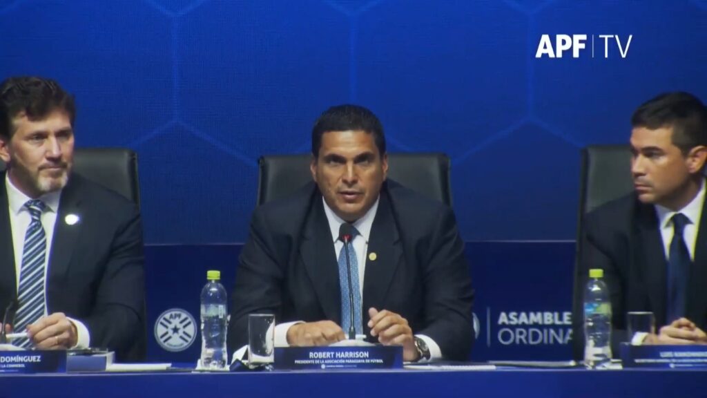 ¿Aviso de fracaso o excusa de gestión? Robert Harrison admite retrasos y posterga la gran reestructuración del fútbol paraguayo para 2028 ¿Aviso de fracaso o excusa de gestión? Robert Harrison admite retrasos y posterga la gran reestructuración del fútbol paraguayo para 2028