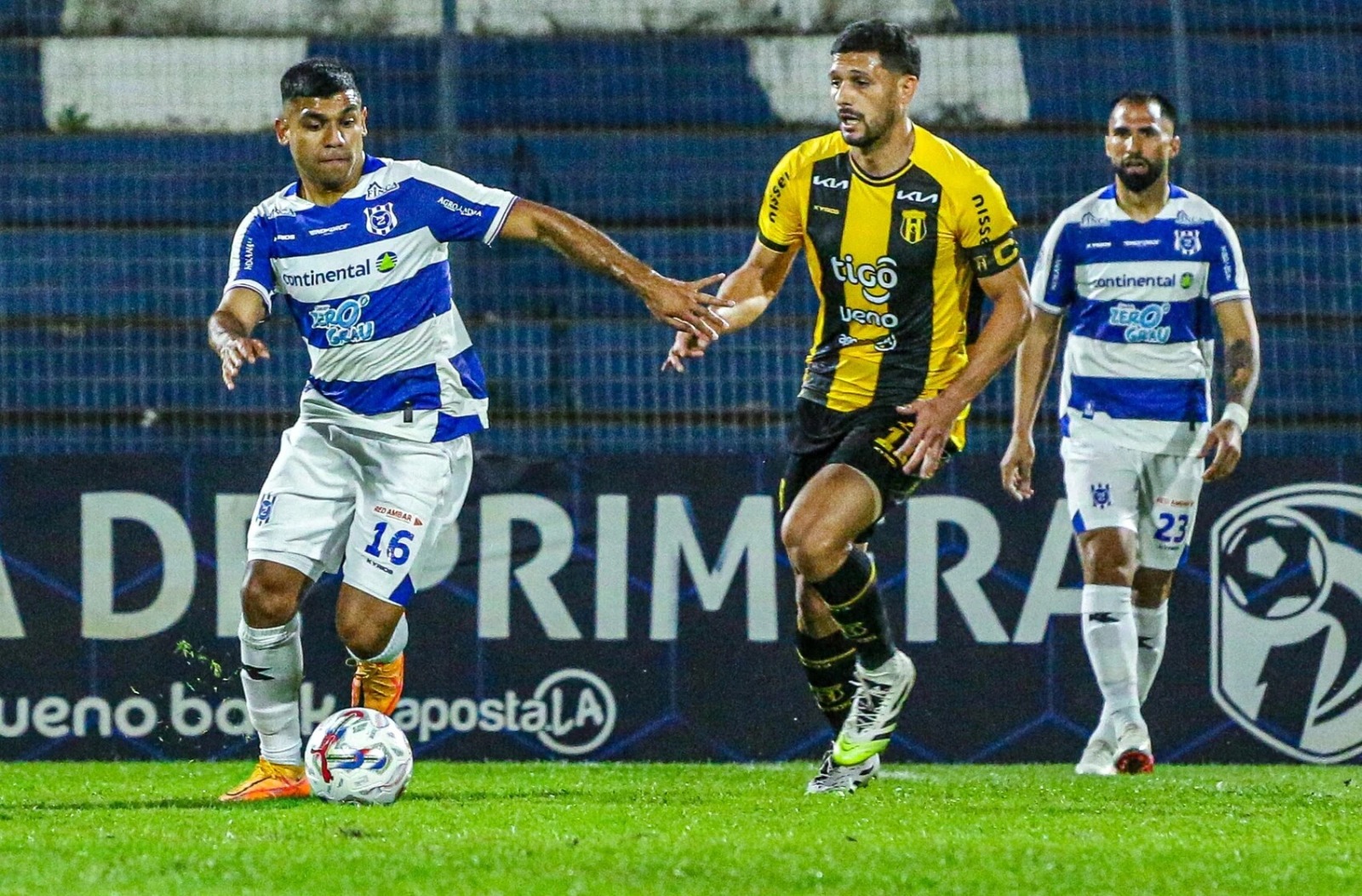 ¿Choque de candidatos o duelo bajo la sombra de los jueces? Guaraní y 2 de Mayo paralizan Trinidad en una batalla crucial por el Clausura ¿Choque de candidatos o duelo bajo la sombra de los jueces? Guaraní y 2 de Mayo paralizan Trinidad en una batalla crucial por el Clausura