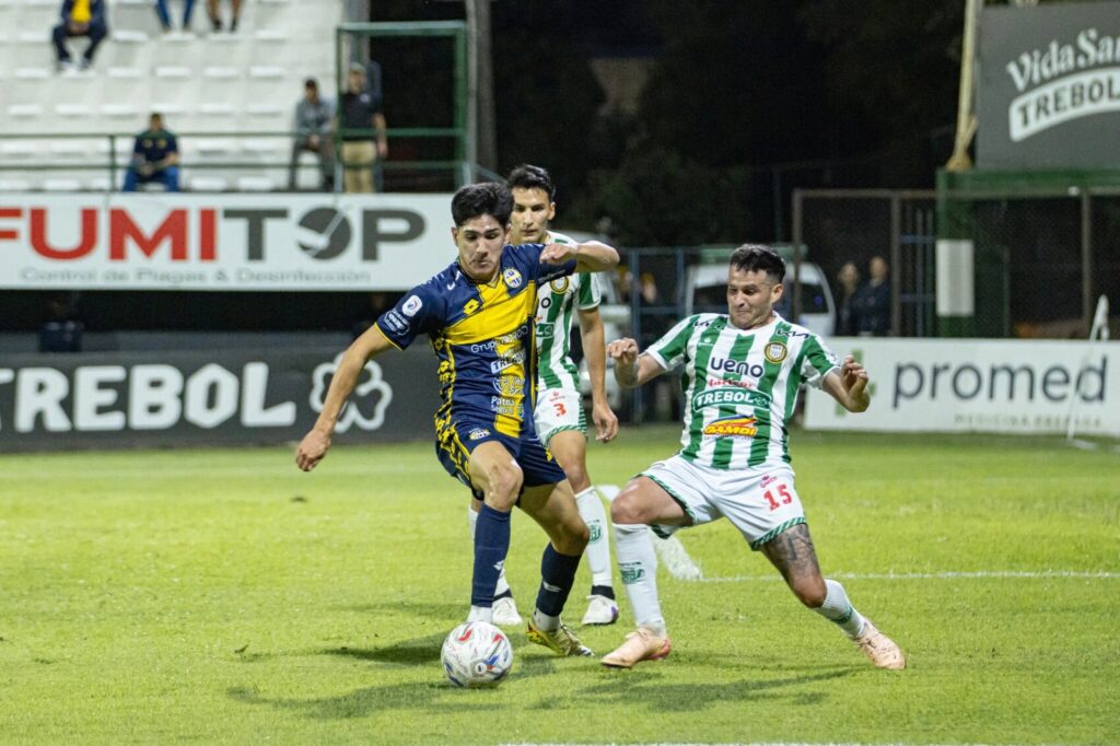¿Favoritismo aplastante o mística de clásico? Trinidense expone su gran presente ante un Rubio Ñu sumergido en la crisis