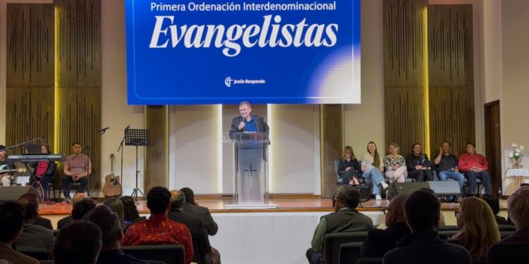 Luque fue escenario de la Primera Ordenación Interdenominacional de Evangelistas Luque fue escenario de la Primera Ordenación Interdenominacional de Evangelistas
