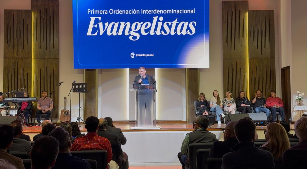 Luque fue escenario de la Primera Ordenación Interdenominacional de Evangelistas Luque fue escenario de la Primera Ordenación Interdenominacional de Evangelistas